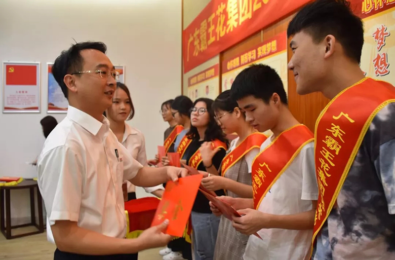 1566955042293876.jpg 640.webp (2).jpg